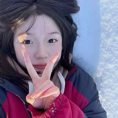 全球冰封，我打造了末日安全屋